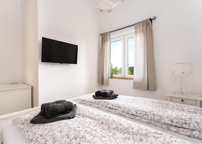 Nyaraló Maslina By Interhome *