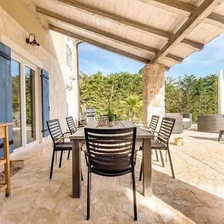 Maslina By Interhome Garica